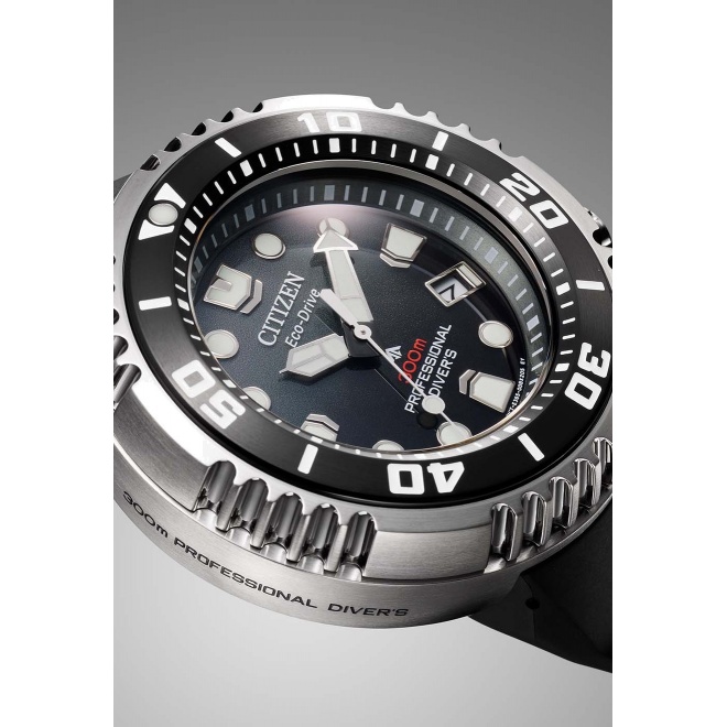 Citizen Diver’s Eco Drive ∅46 mm - 30 ATM, Esfera negra, correa de poliuretano biomass benebiol