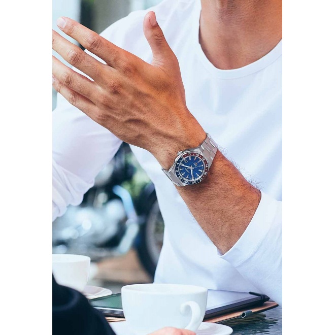 Citizen Series8 ∅42 mm - 10 ATM, Esfera azul, brazalete de acero integrado