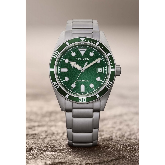 Citizen Automatic Unisex ∅38,5 mm - 10 ATM, Esfera verde, brazalete de acero