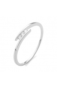Anillo Tresillo de oro blanco de 18 Kt con diamantes de 0,07 ct