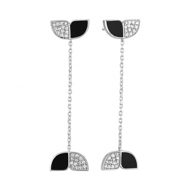 Pendientes Largos de oro blanco de 18 Kt con diamantes de 0,25 ct