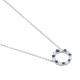Colgante de oro blanco de 18 Kt con zafiro azules de 0,90 ct y diamantes de 0,10 ct