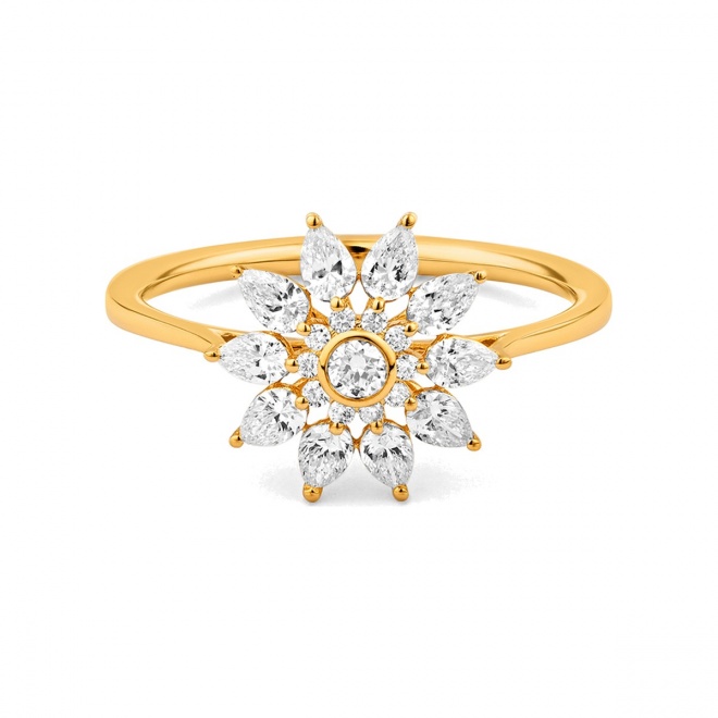 Anillo Rosetón de oro amarillo de 18 Kt con diamantes talla pera de 0,63 ct