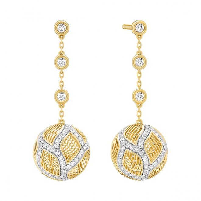 Pendientes Largos de oro amarillo de 18 Kt con diamantes de 0,70 ct