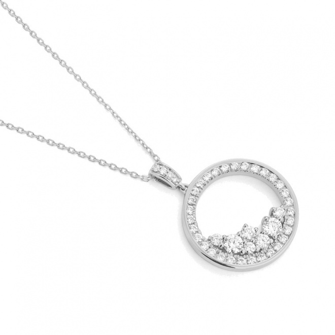 Colgante de oro blanco de 18 Kt con diamantes de 0,70 ct