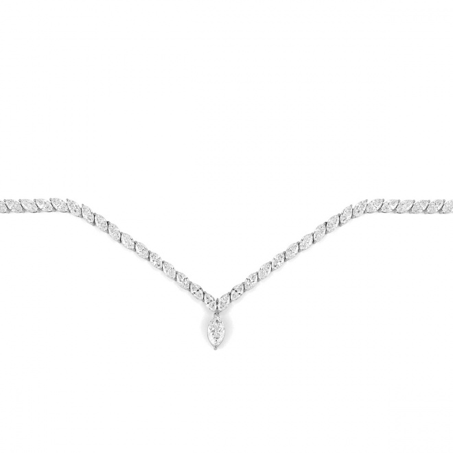 Collar de oro blanco de 18 Kt con diamantes talla marquesa de 23,70 ct