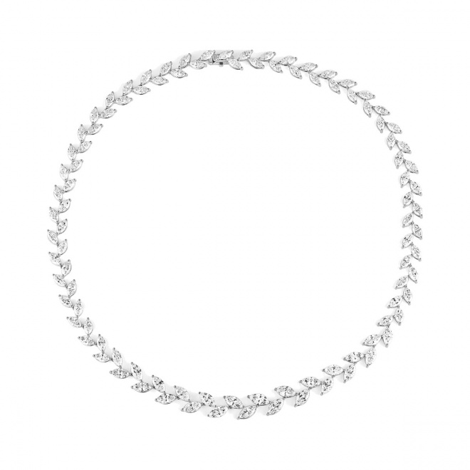 Collar de oro blanco de 18 Kt con diamantes talla marquesa de 28,59 ct
