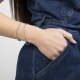 Pulsera Rivière de oro blanco de 18 Kt con piedra de color y diamantes