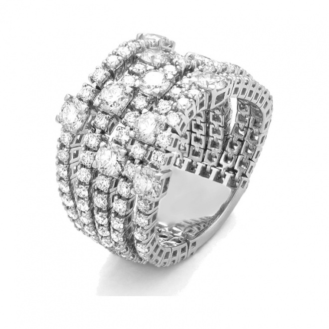 Anillo de oro blanco de 18 Kt con diamantes de 3,15 ct