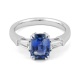 Anillo de oro blanco de 18 Kt con zafiro azul de 2,83 ct y diamantes de 0,35 ct
