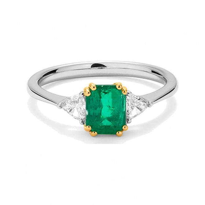 Anillo de oro de 18 Kt con esmeralda y diamantes de 0,29 ct