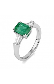 Anillo de oro blanco de 18 Kt con esmeralda de 1,85 ct y diamantes de 0,45 ct