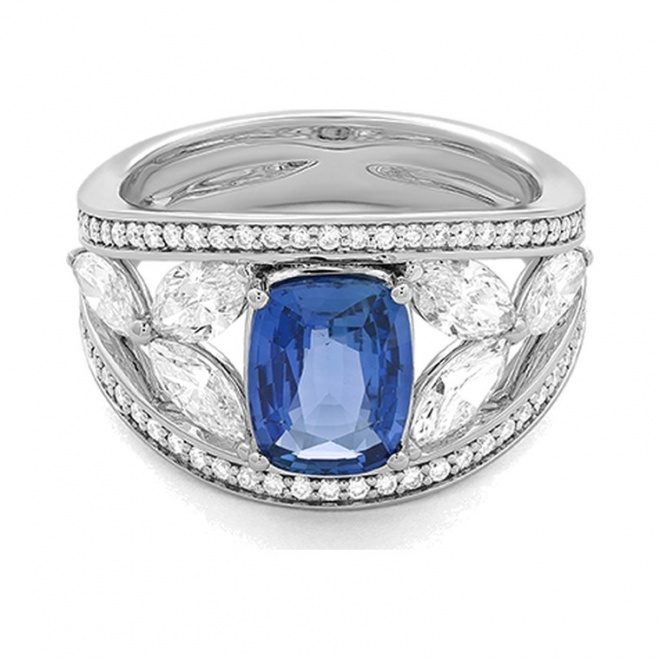 Anillo de oro blanco de 18 Kt con zafiro azul de 2,44 ct y diamantes de 1,72 ct