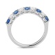 Anillo Media alianza de oro blanco de 18 Kt con piedra de color y diamantes de 0,38 ct