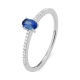 Anillo de oro blanco de 18 Kt con piedra de color y diamantes de 0,07 ct