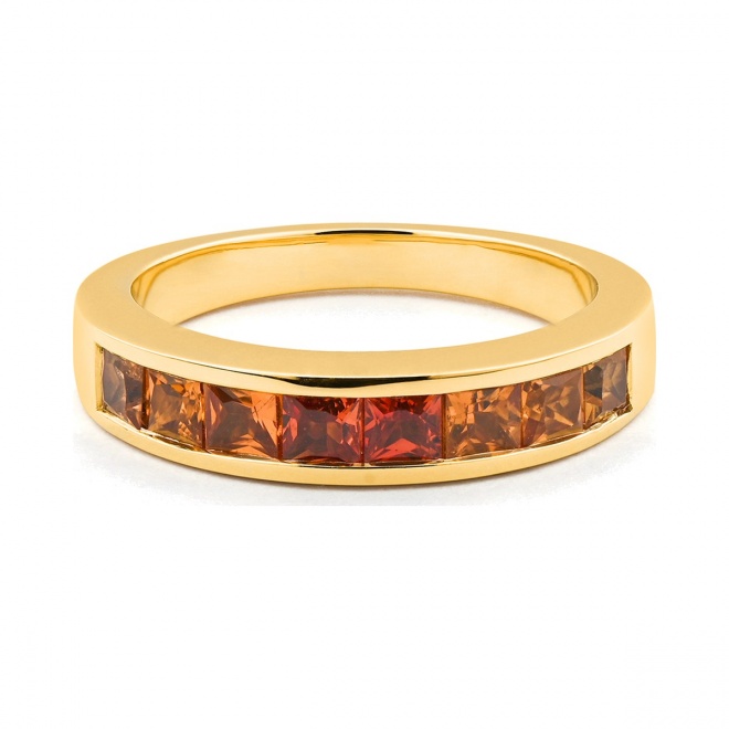 Anillo Media alianza de oro amarillo de 18 Kt con zafiro de 1,80 ct