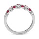 Anillo de oro blanco de 18 Kt con piedra de color y diamantes de 0,25 ct