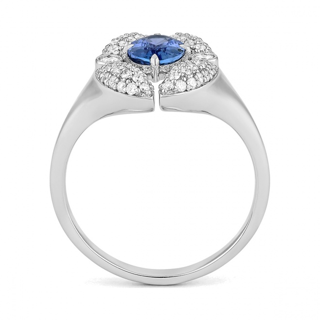Anillo de oro blanco de 18 Kt con zafiro azul de 0,95 ct y diamantes de 0,45 ct