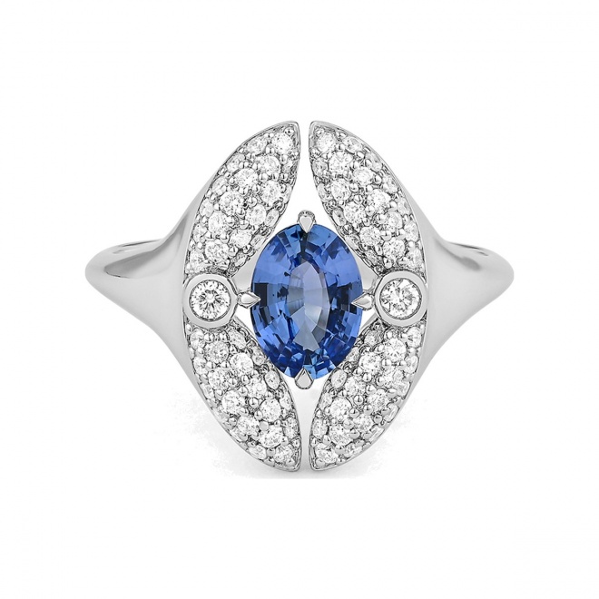 Anillo de oro blanco de 18 Kt con zafiro azul de 0,95 ct y diamantes de 0,45 ct