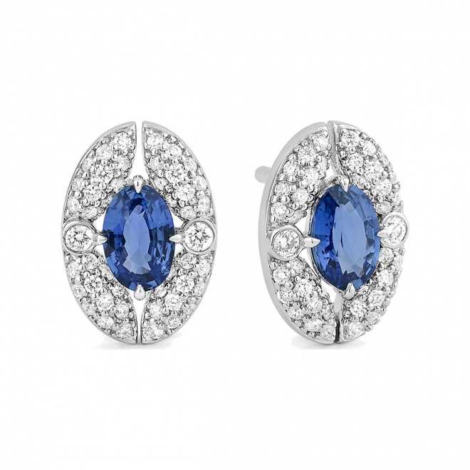Pendientes de oro blanco de 18 Kt con zafiro azul de 1,25 ct y diamantes de 0,55 ct