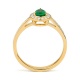 Anillo de oro amarillo de 18 Kt con esmeralda y diamantes