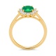 Anillo de oro amarillo de 18 Kt con esmeralda y diamantes